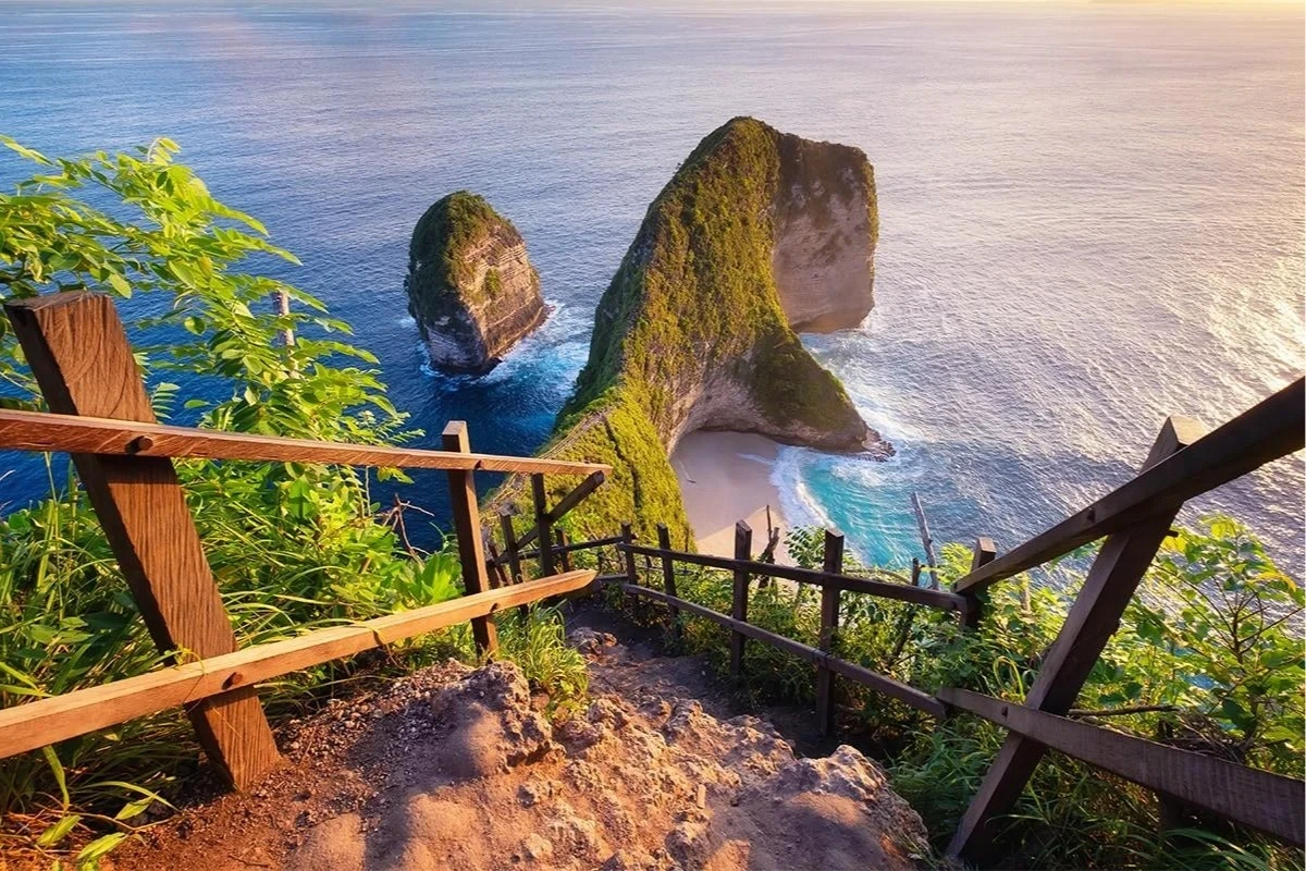 kelingking beach