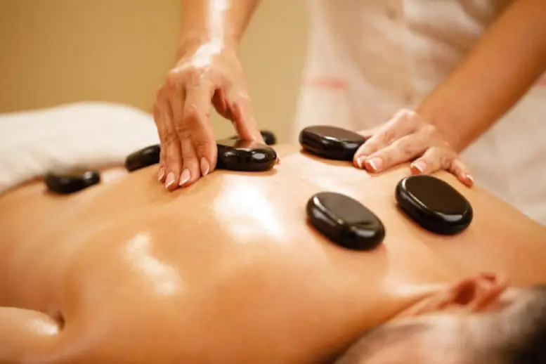 Cold Stone Massage (2)